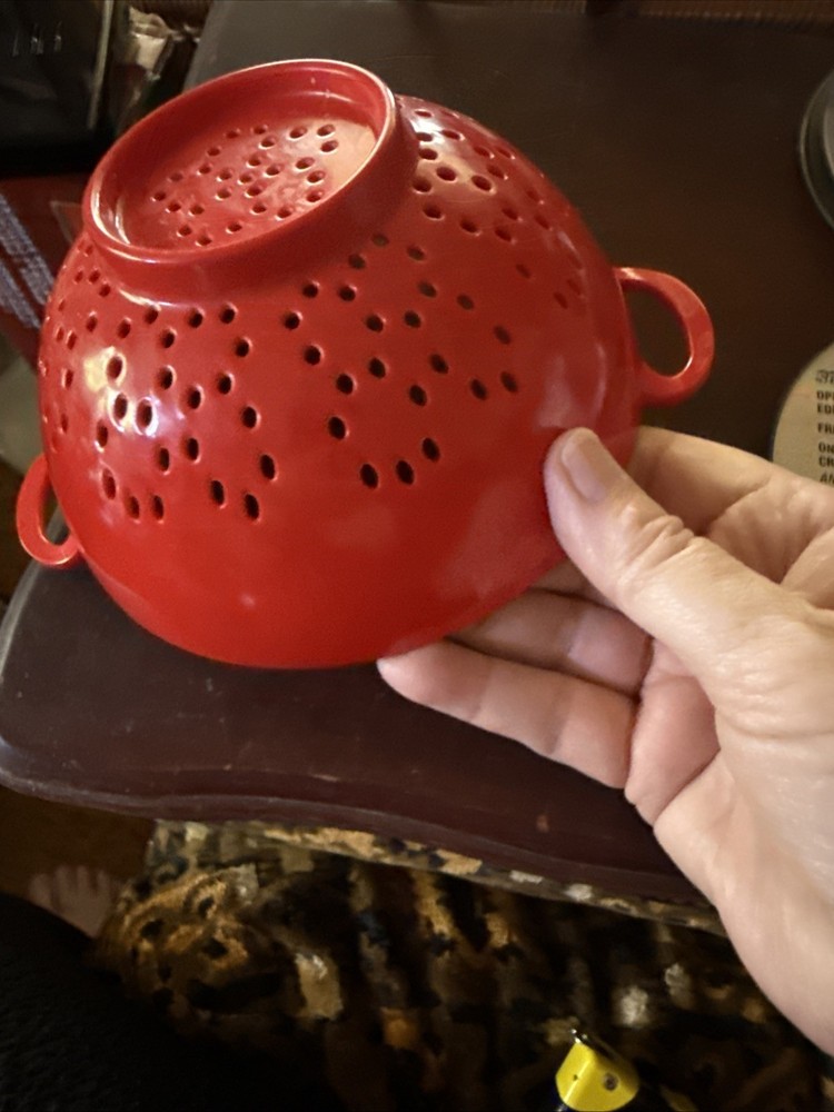 CULINARY ELEMENTS RED COLANDER 100% MELAMINE