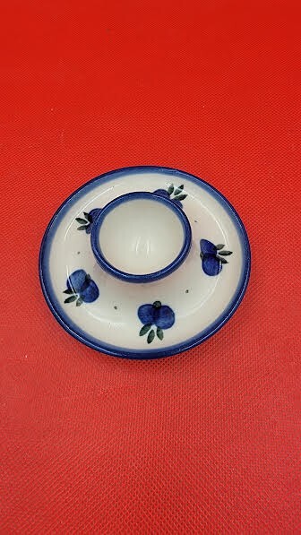 Polish Vintage Studio egg holder