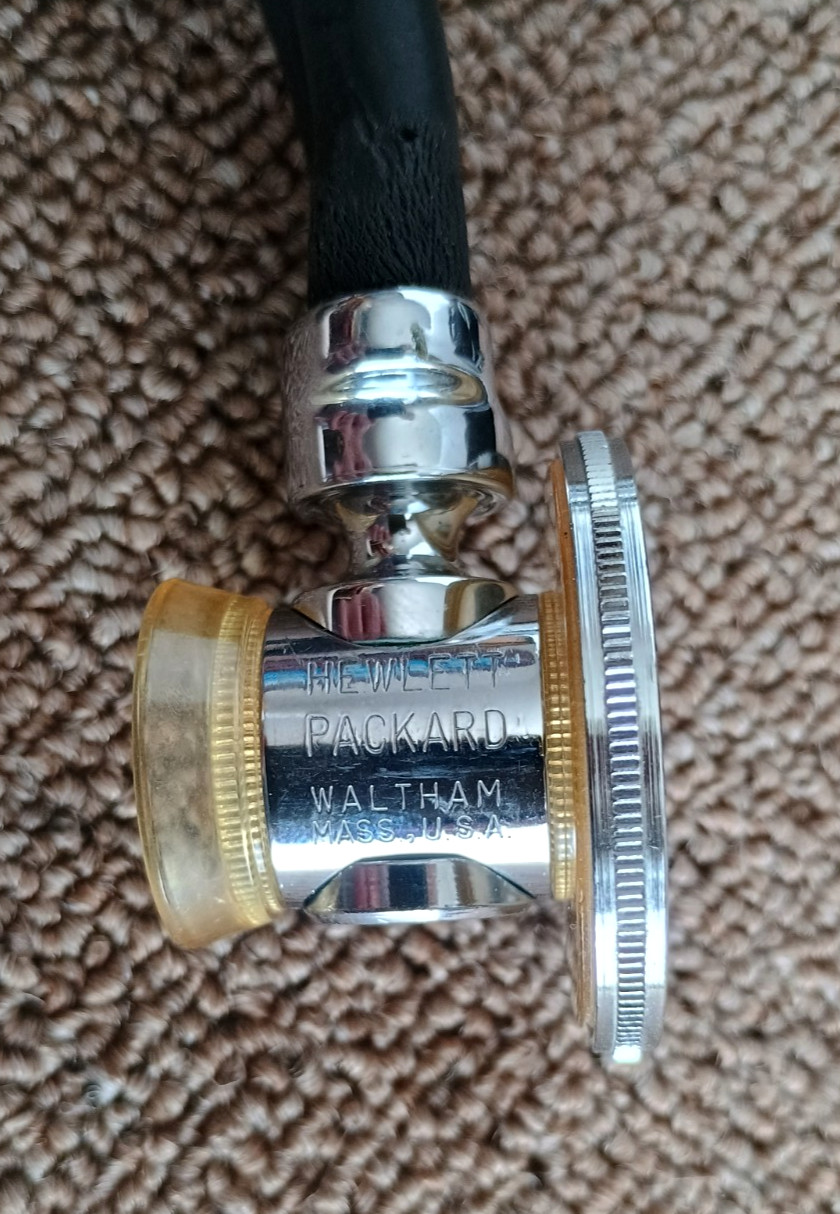 Vintage Leather Lilly Doctors MD Bag Hewlett Packard-RS Stethoscope WA Otoscope