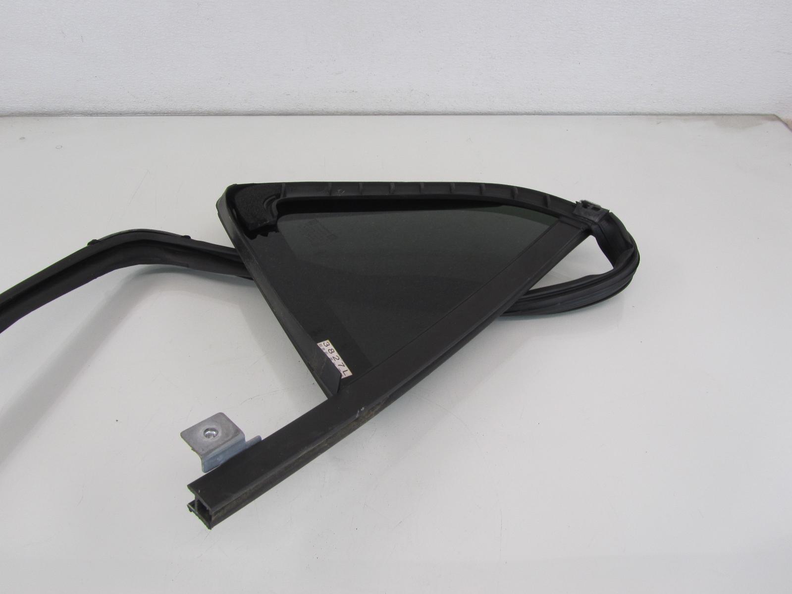 17-22 BUICK ENCORE Left Rear Driver Vent Window Glass Chrome Trim Weather Strip