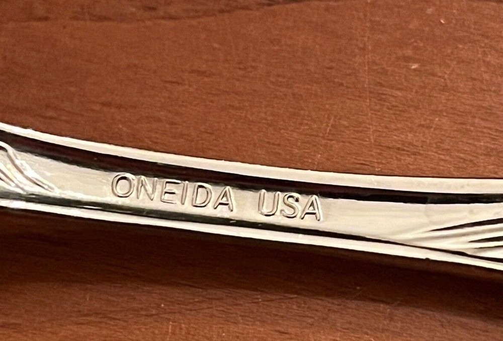 Oneida CAMBER CRESTA Windswept Scroll Stainless Flatware - Choice
