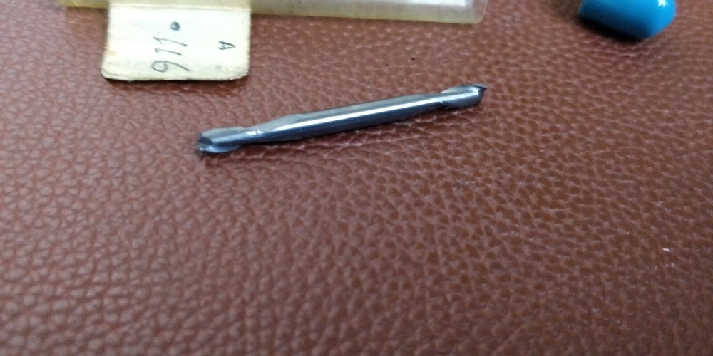 NOS .116" 2 FLUTE CARBIDE END MILL Square end Double end