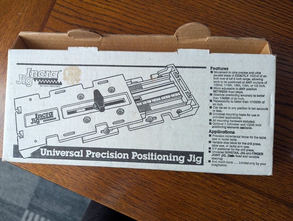 Incra Jig Universal Precision Positioning Jig. Never used - Box opened.