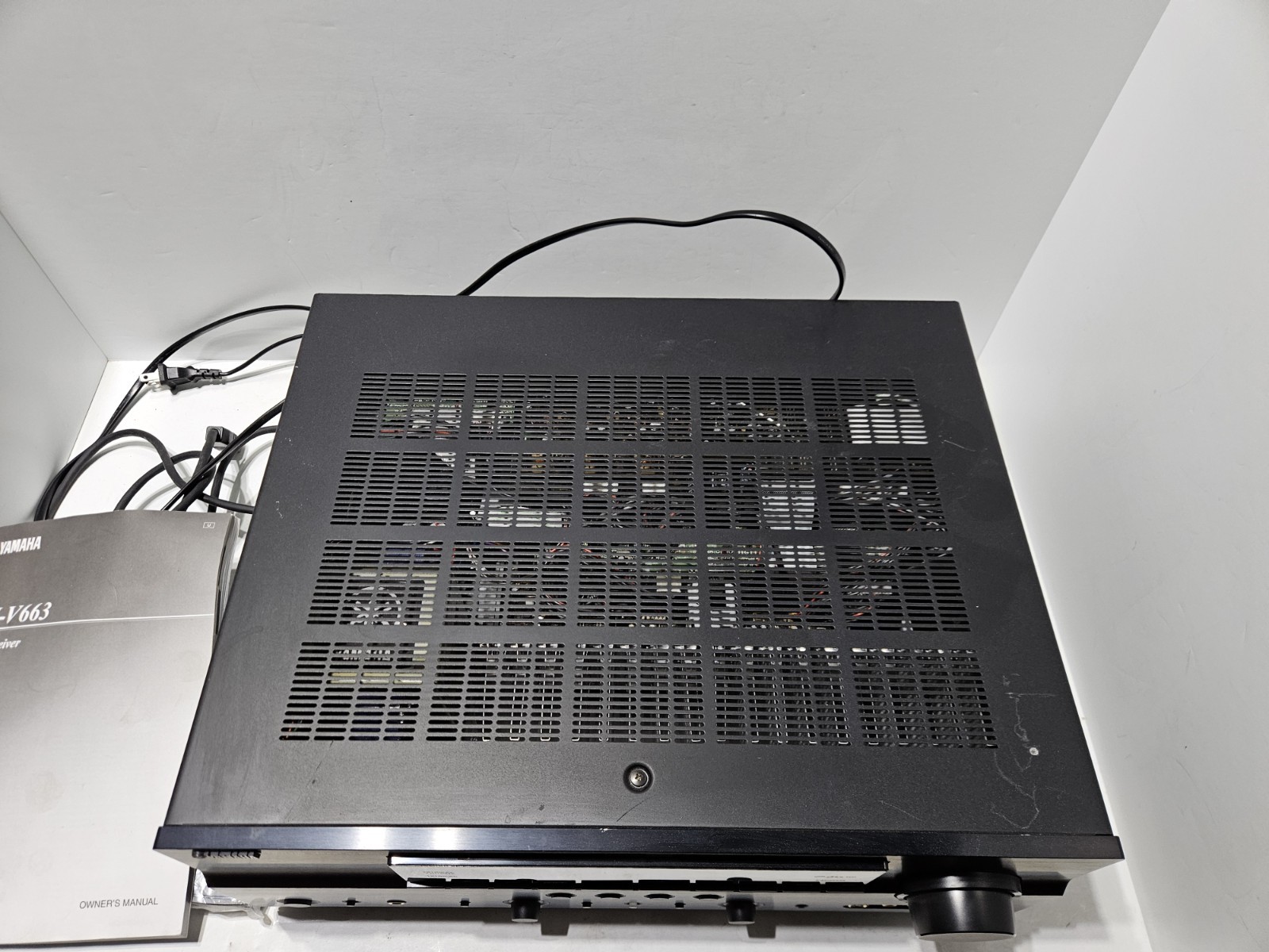 Yamaha RX-V663 7.2 Channel Natural Sound AV HDMI Home Theater Stereo Receiver