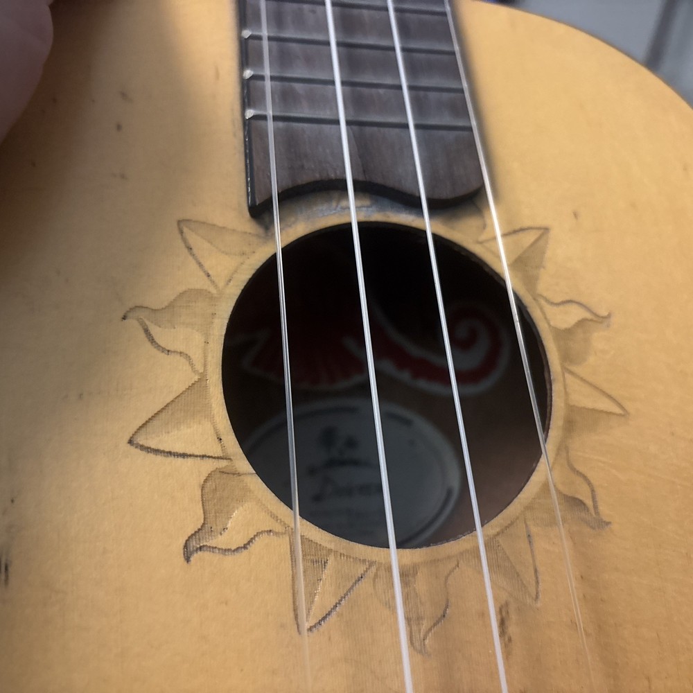 UKULELE, DONNER BRAND (MODEL: DUC-3)