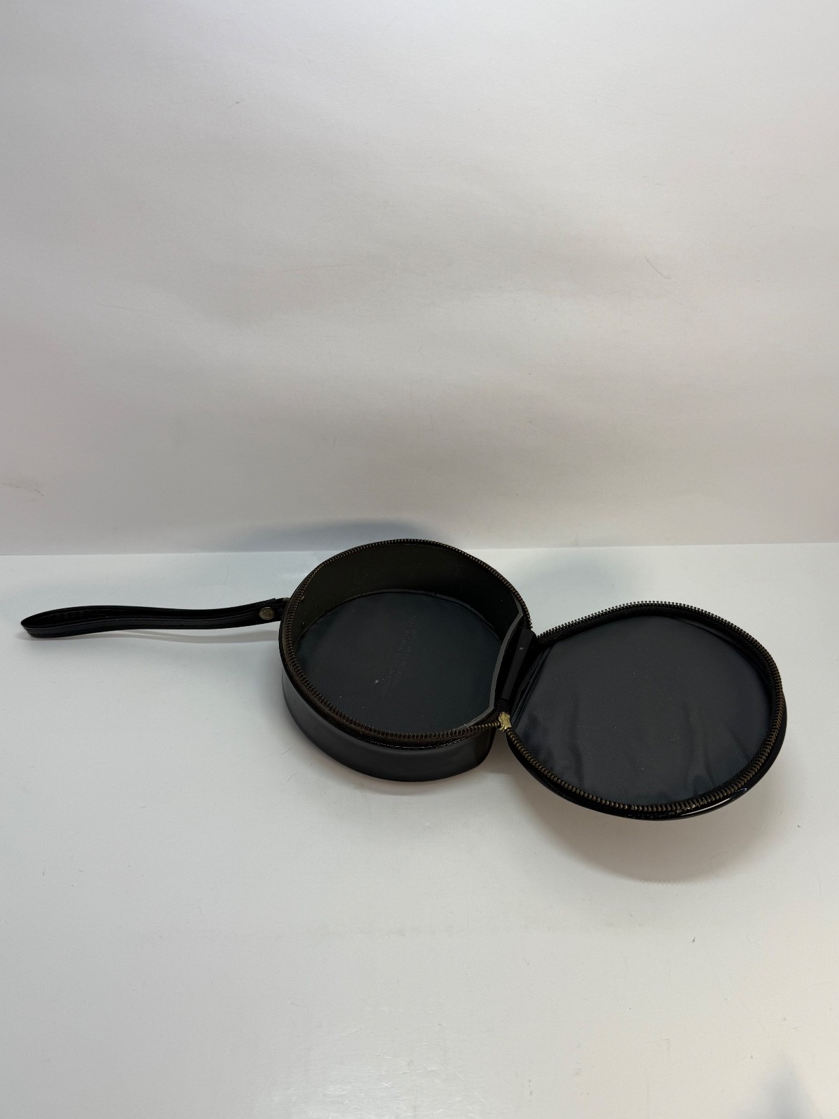 Vintage MICKEY MOUSE Small Black VINYL PURSE WALT DISNEY Hong Kong *Free Ship*