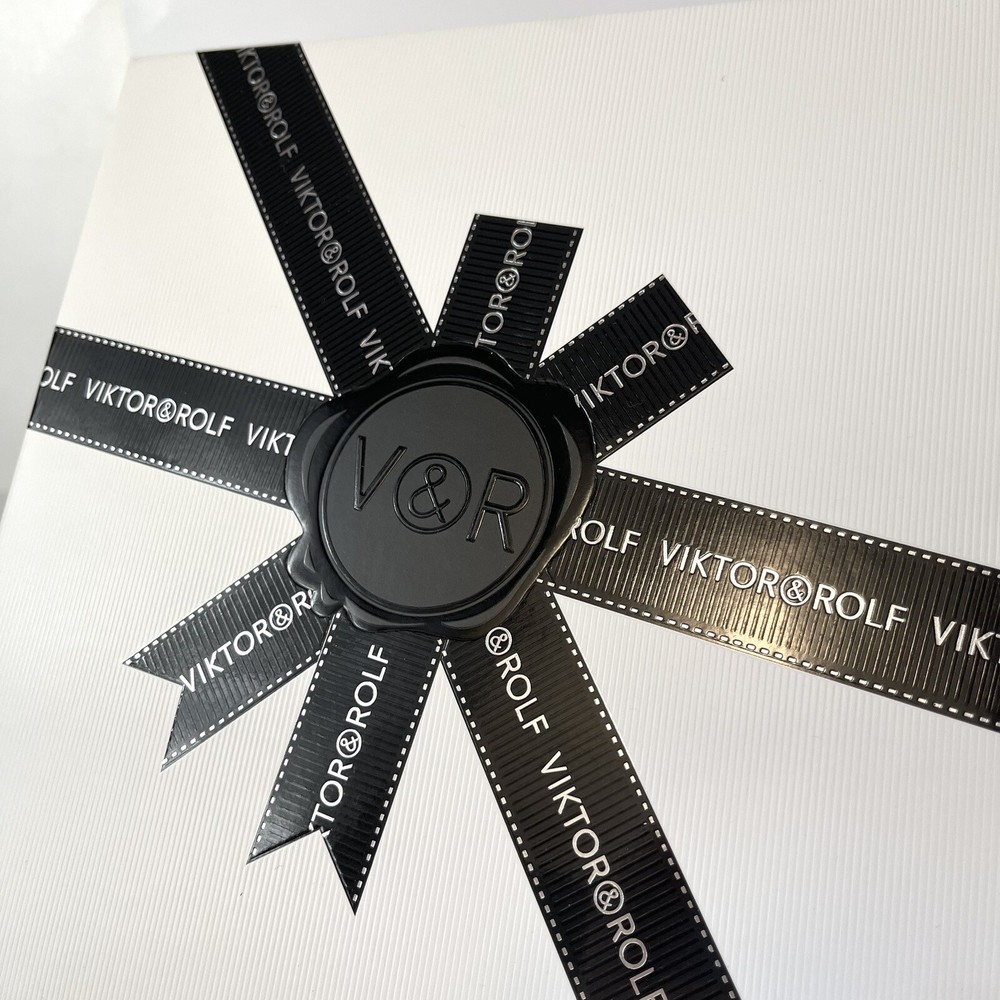 VIKTOR & ROLF Large Square Empty Gift Box Container White 8.25"x8.25"x5.25"