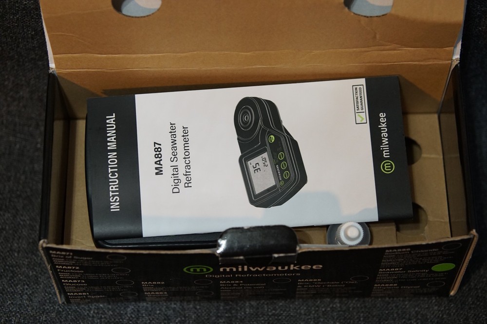 Milwaukee MA887 Digital Refractometer - Salinity