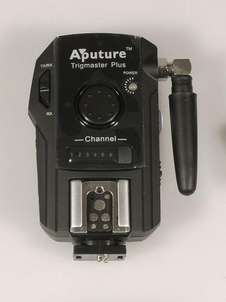PRL) APUTURE TRIGMASTER PLUS TRANSCEIVER TX/RX CANON CAMERA FLASH WIRELESS 2.4