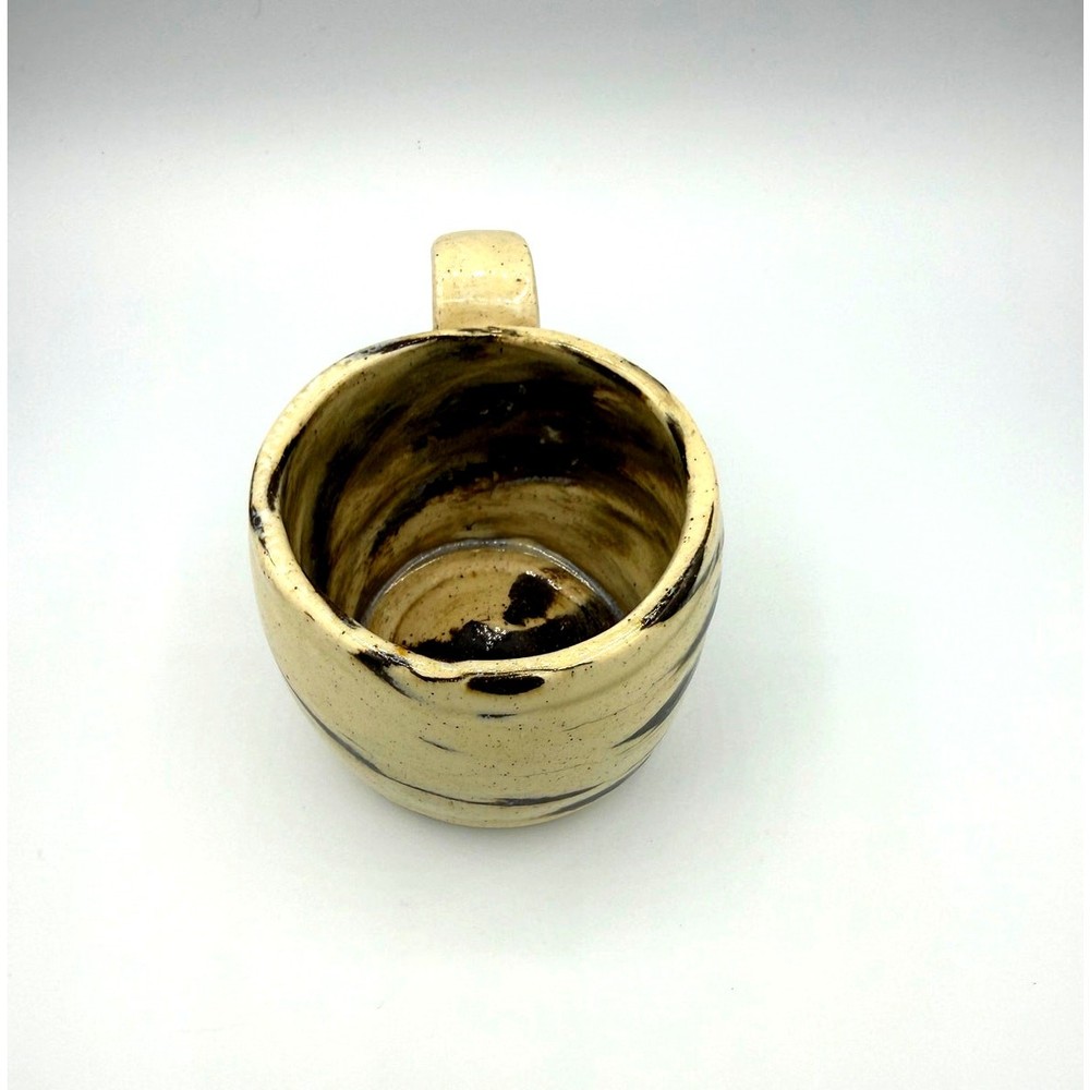 ☕ Handmade Studio Pottery Mug – Wheel-Thrown Ceramic - Signed KA