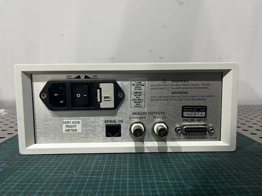 LakeShore 420 Gaussmeter