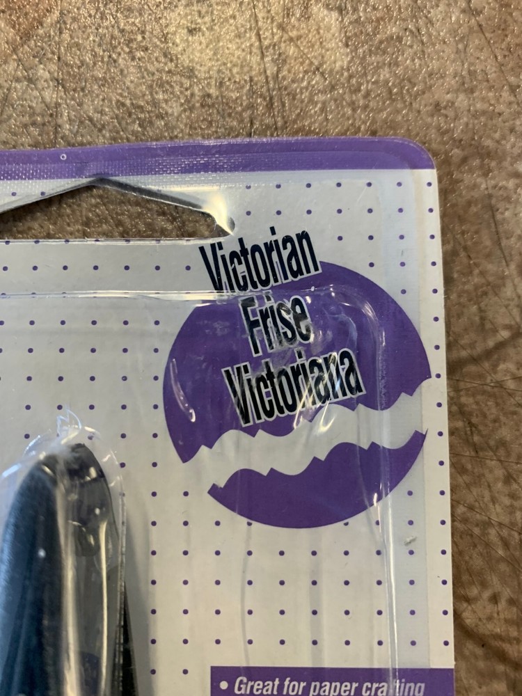 Vintage Fiskars Paper edger: Victorian Pattern