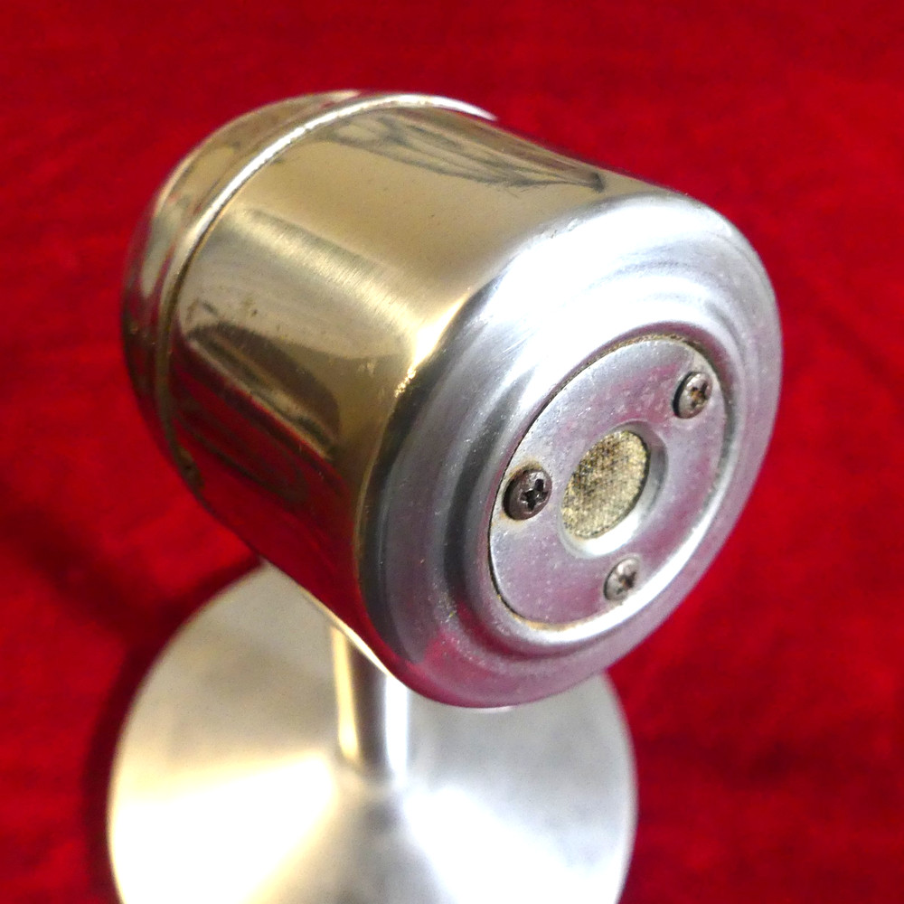 ElectroVoice 606 Dynamic Microphone Hi Z with 423A Base