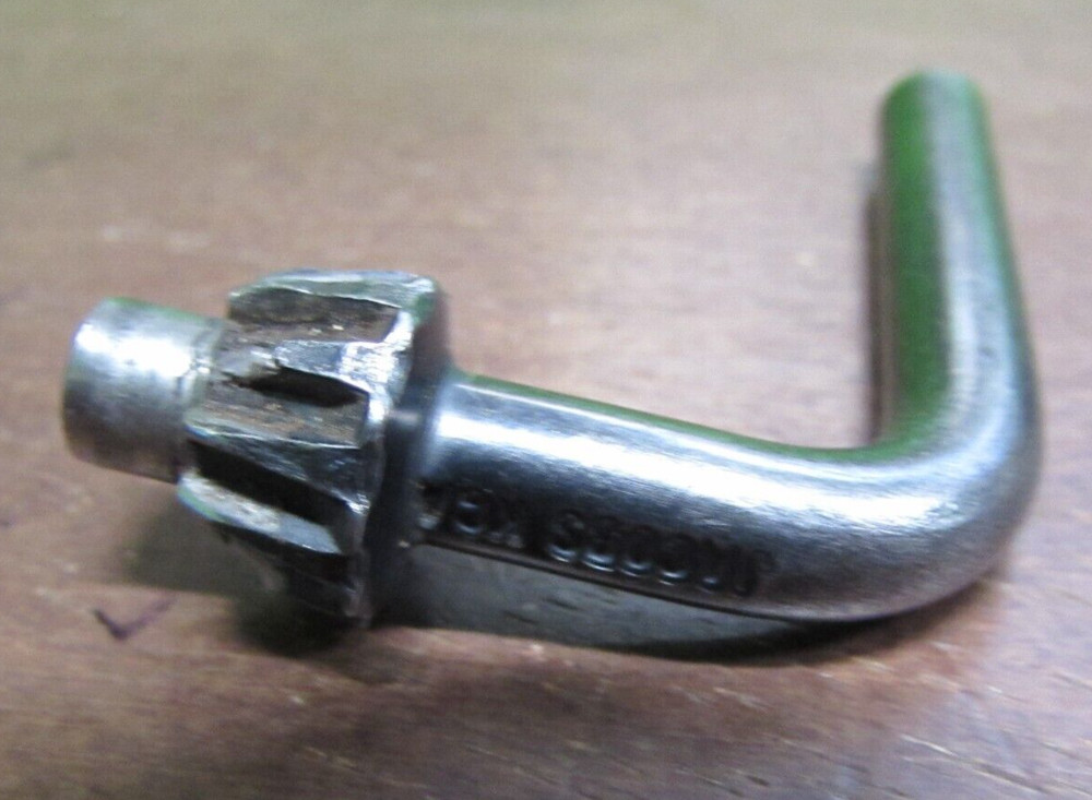 Vintage JACOBS Chuck Key Model No. KGA USED