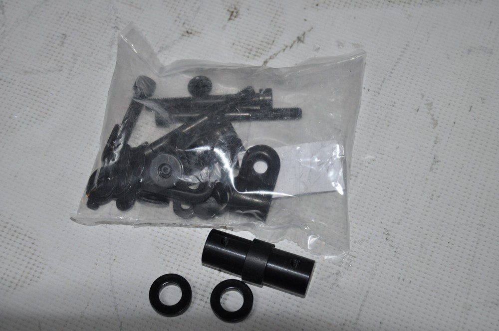 LIKE NEW REAR RACK-SR8704KR8704