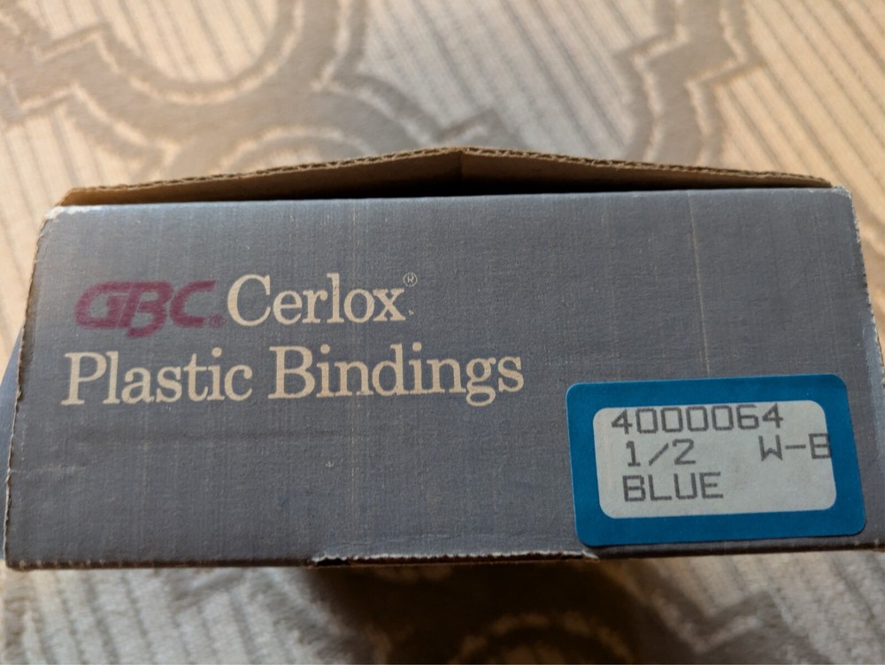 GBC Binding Spines, 1/2" Diameter, 90 Sheet Capacity, CombBind, Blue, 100 Pack