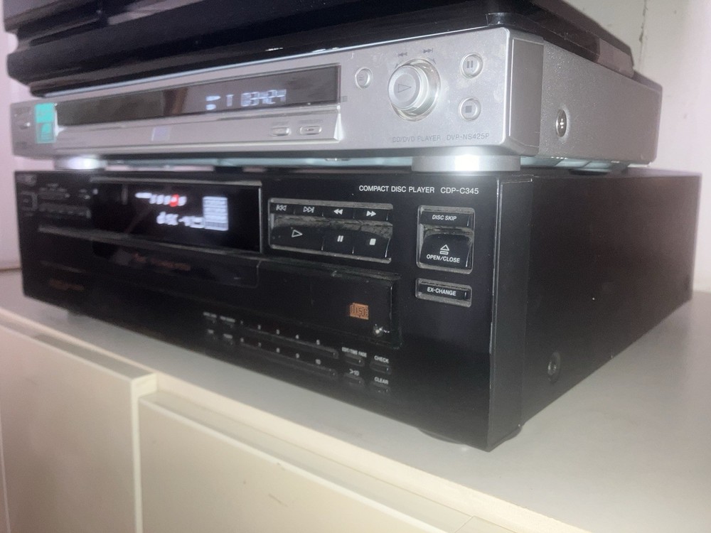 Sony CDP-C345 5 CD Compact Disc Changer/Player no Remote