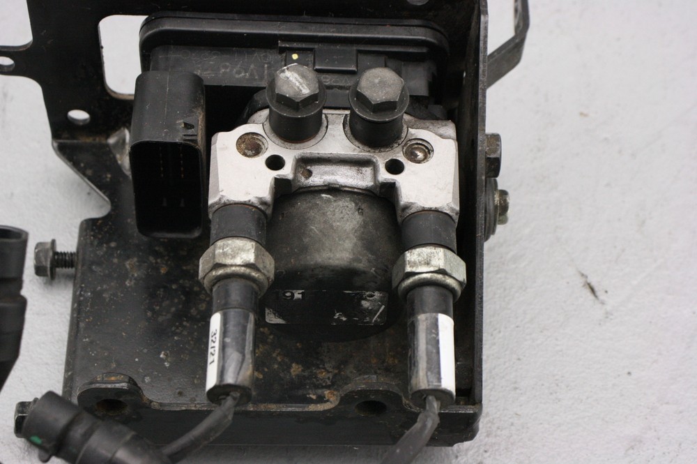 2021 Indian Roadmaster Limited ABS Pump Controller Module 2204981