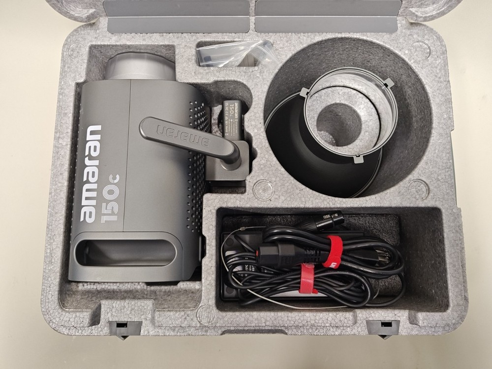 amaran 150c RGB LED Monolight with Case