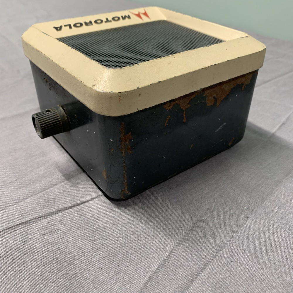 Vintage Motorola Speaker TSN6006A, with side control untested. (T2)