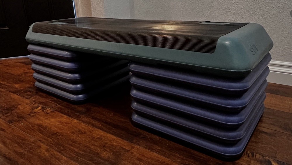 Stackable Risers Professional Aerobic 1 Step w/ 10 Risers – Commercial Grade