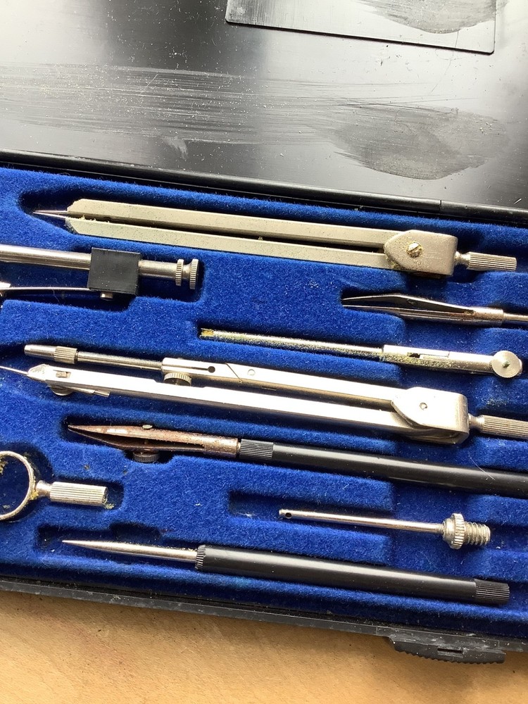 vintage old Zeichen technical drawing instrument set (B11)