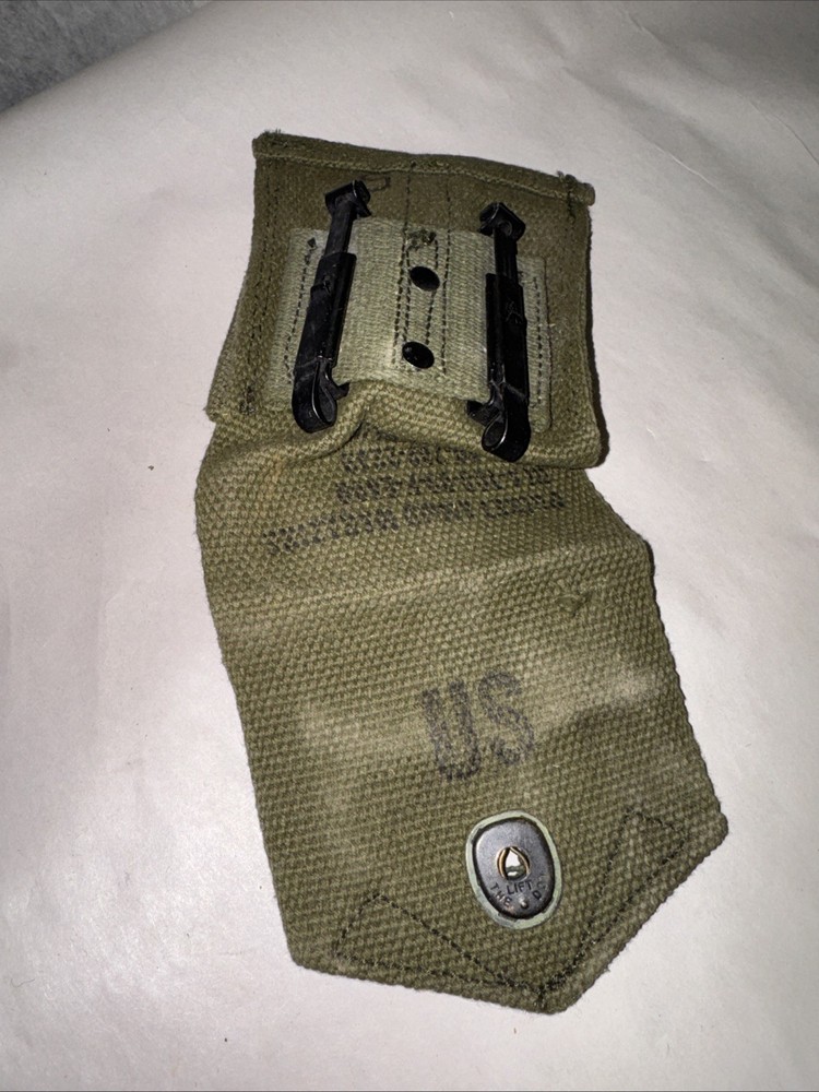 Vintage US GI 45 ACP Mag Pouch NOS