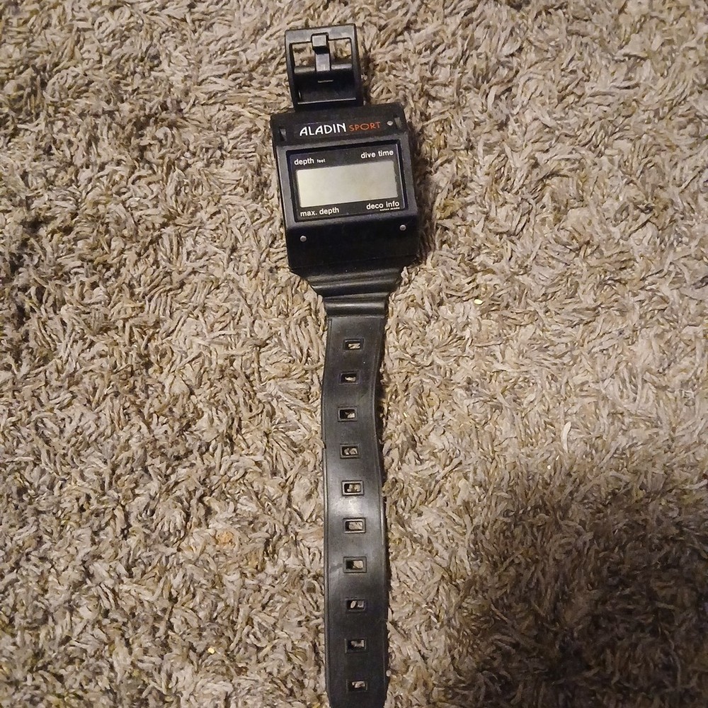 Aladin Sport Dive Computer Needs Battery