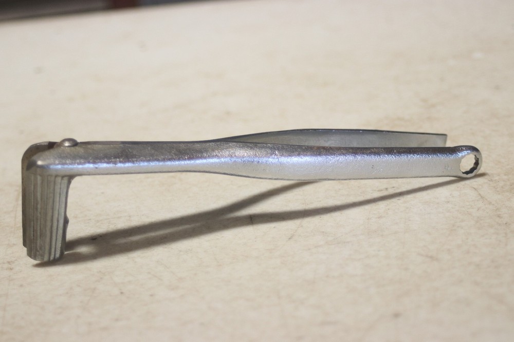 Snap On B260 Battery Clamp Pliers