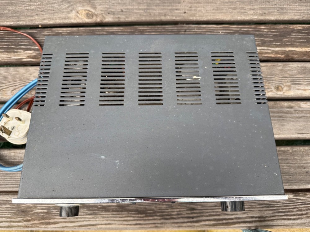 Leak Trough Line fm tuner stereo