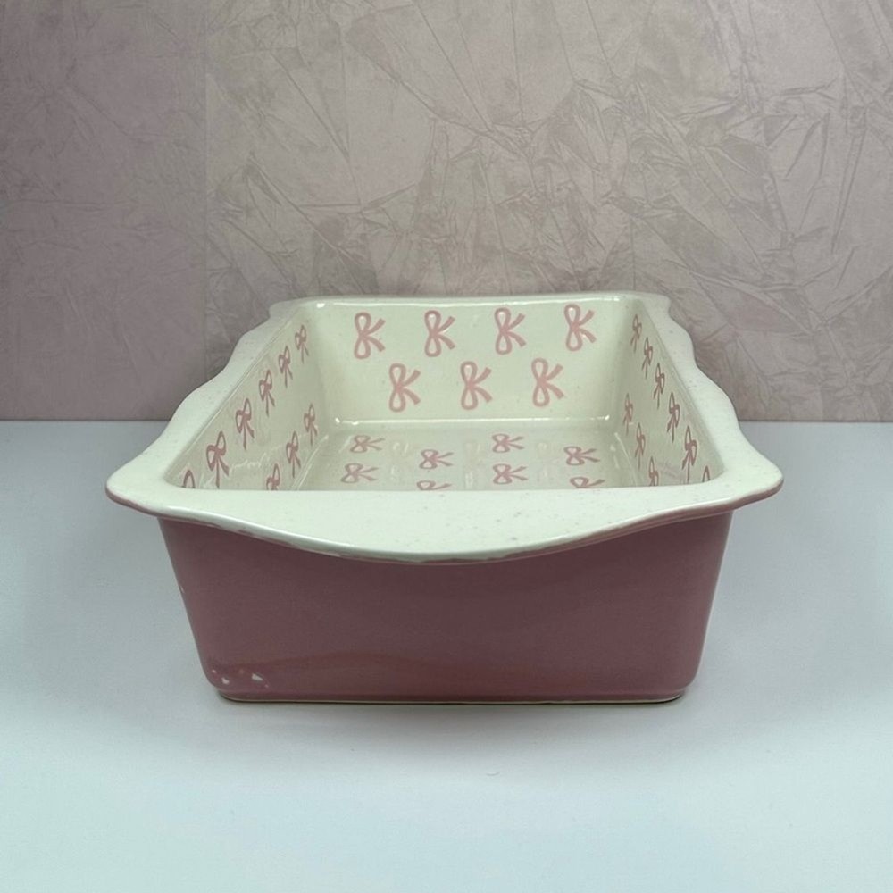 Elegant Ceramic Baking Dish with Pink Bow Design