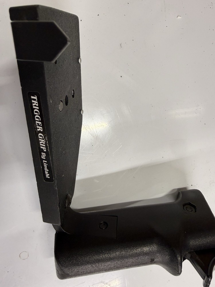 Lindahl Trigger Grip Flash Bracket Med. Format Hasselblad #17.0910