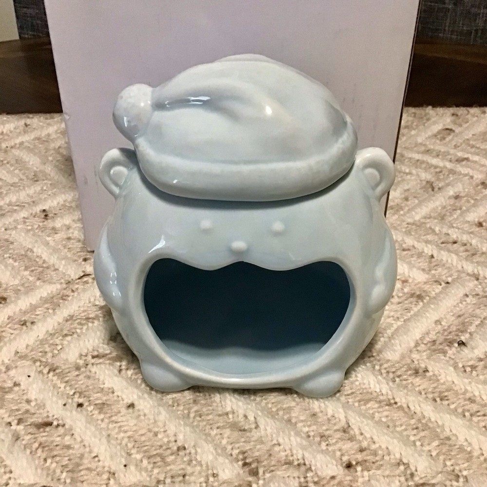 NIB Ceramic Bear Sponge & Soap Dish With Lid