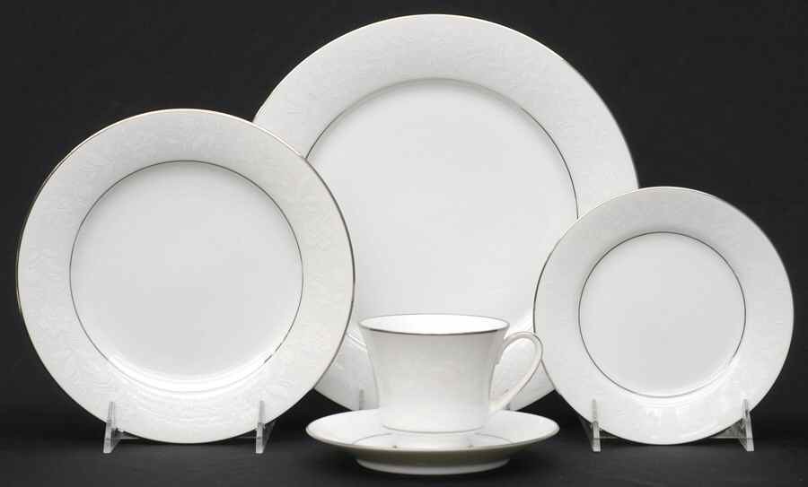 Noritake Ranier 5 Piece Place Setting 6054565