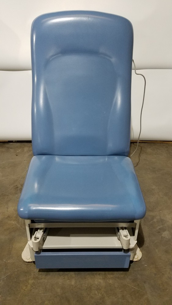 UMF 4070 Power Table With Hand Control