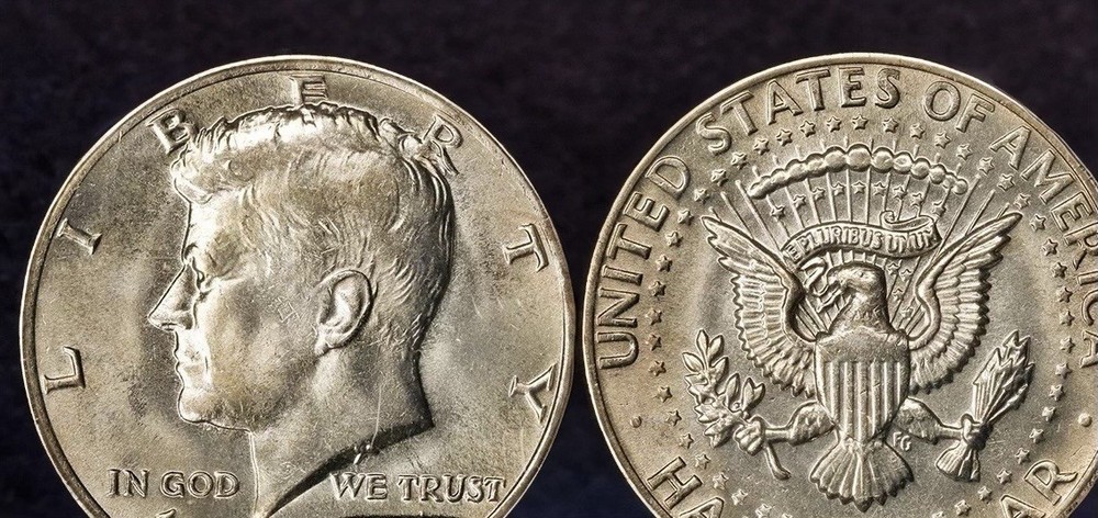 1979 D KENNEDY HALF DOLLAR UNCIRCULATED.