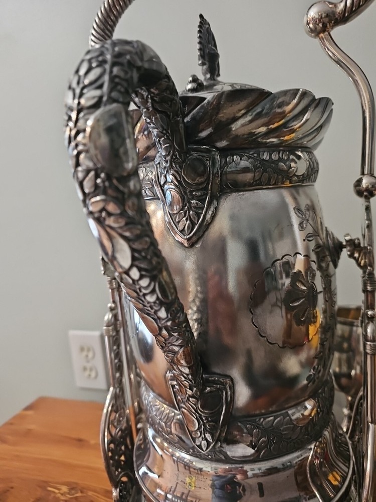 MERIDEN BRITANNIA SILVER-PLATED COLD WATER SERVING PITCHER WITH GOBLETS