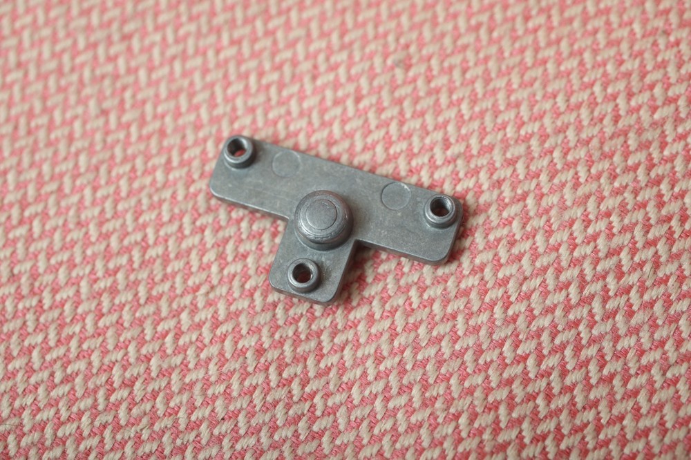 Atomos Shogun Tripod Mount Threads 1/4" - 20 Replacement