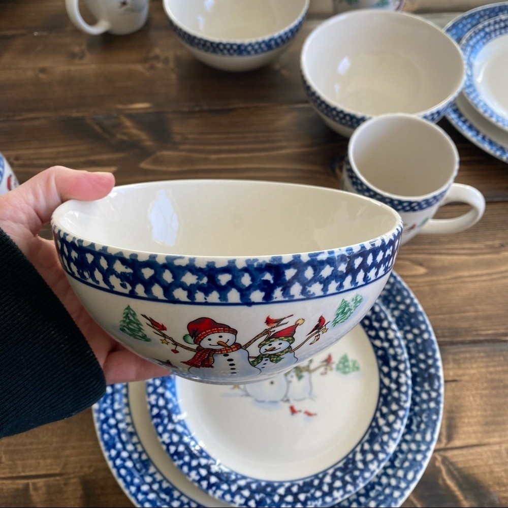Christmas Dinnerware Set 32 Piece Serves 8