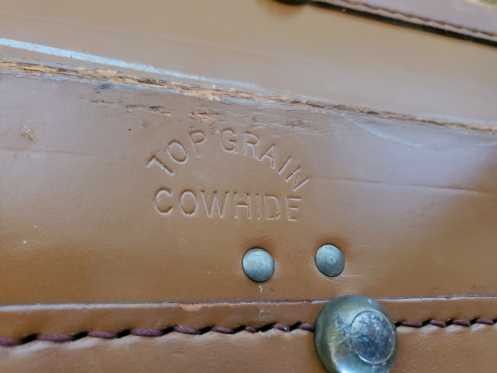 Vtg 1940-50s Cowhide Leather WINGS Suitcase Flight Luggage Carry-On 22”X 19”X 6”