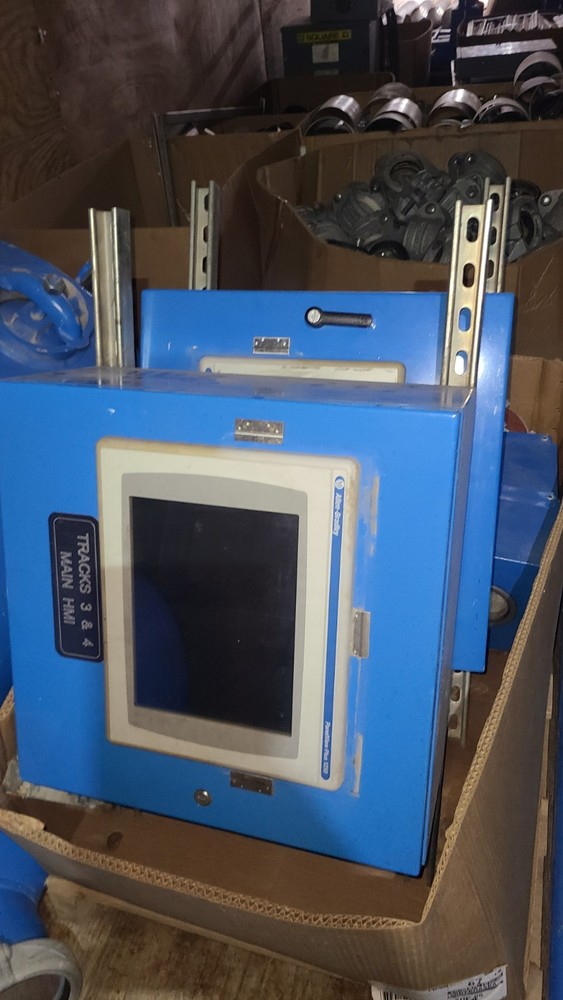 Cyclonair Sandblasting System With Control System 15 Sets With 8 Dry Van Contain