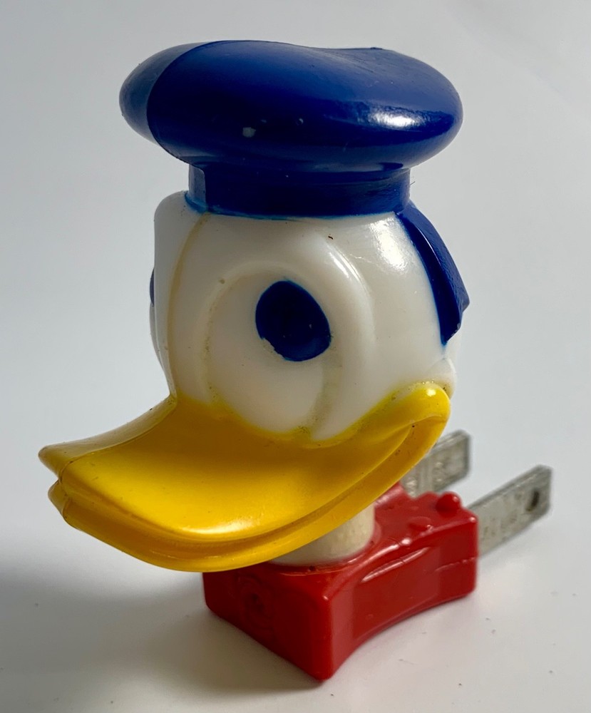 VINTAGE DONALD DUCK PLUG IN NIGHTLIGHT NIGHT LIGHT