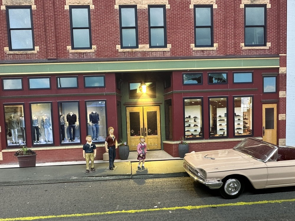 O Scale DEPARTMENT STORE - Building Flat/ front w/LED - scratch built Lionel MTH