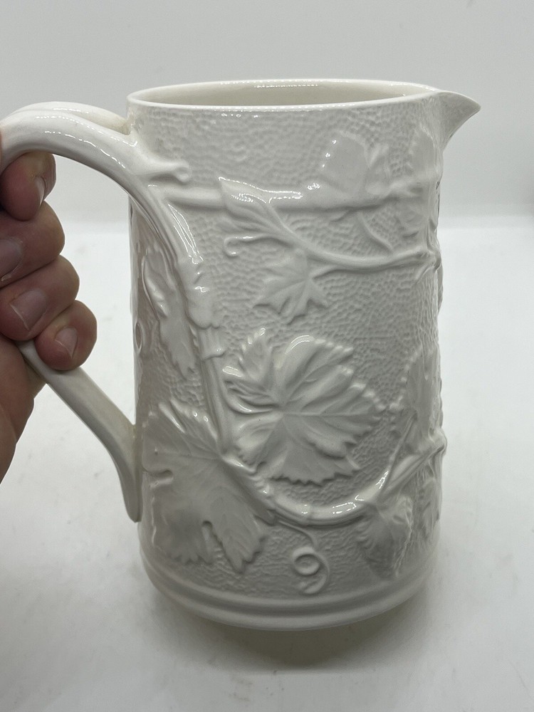 Vintage Spode Made In England Grape Vine White 6 1/8” Pitcher