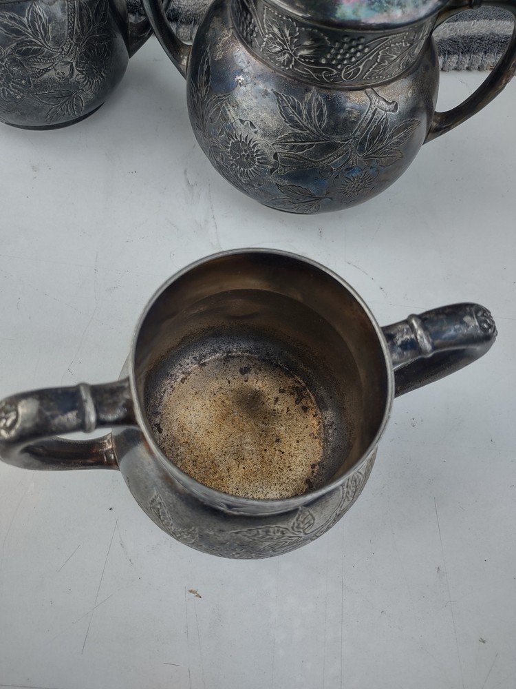 antique 3 pc Pair Point mfg silver plate tea set #324