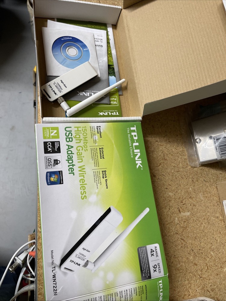 TP Link High Gain Wireless USB Adapter (TL - WN722N). Open Box