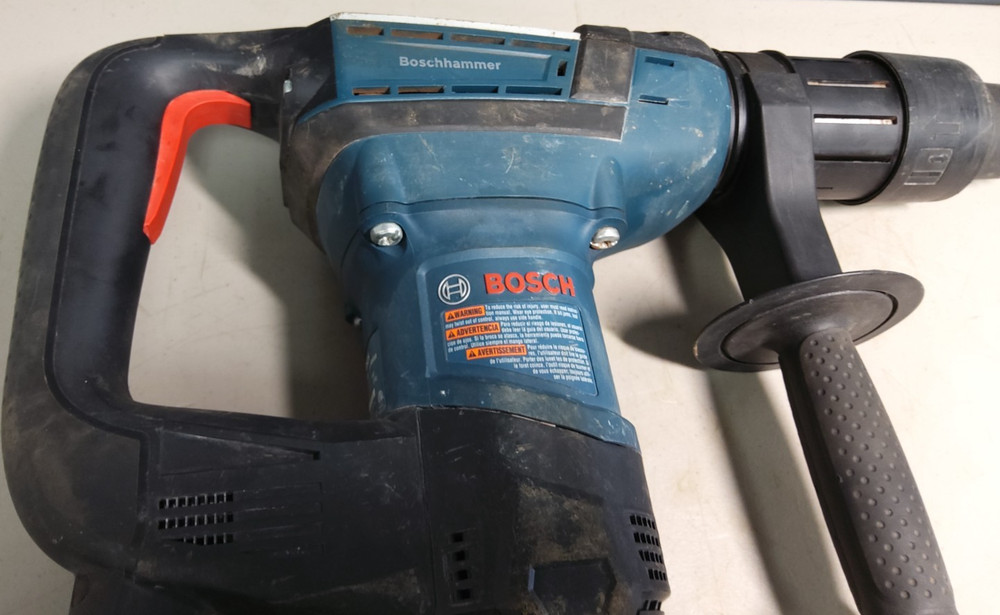 Bosch RH540M Combination Rotary Hammer