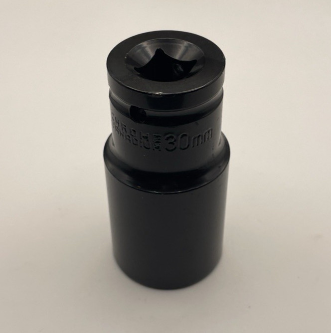 Quality 1/2 Inch Drive x 30MM 6 Point Deep Impact Socket Thin Wall