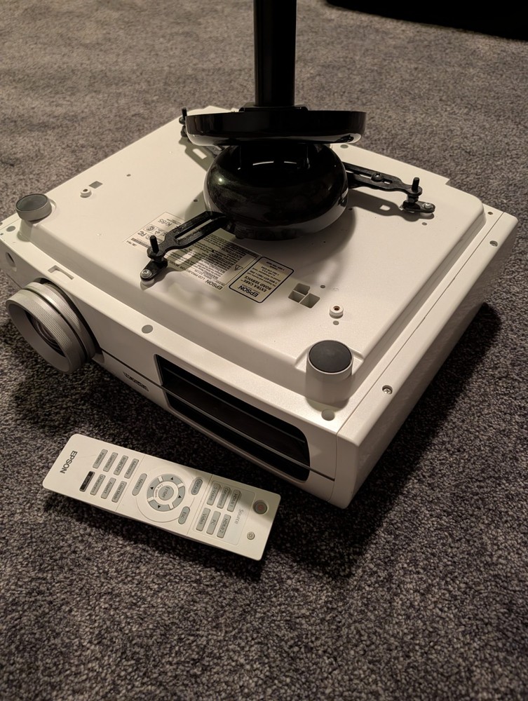 Epson PowerLite Home Cinema 6500UB 3LCD