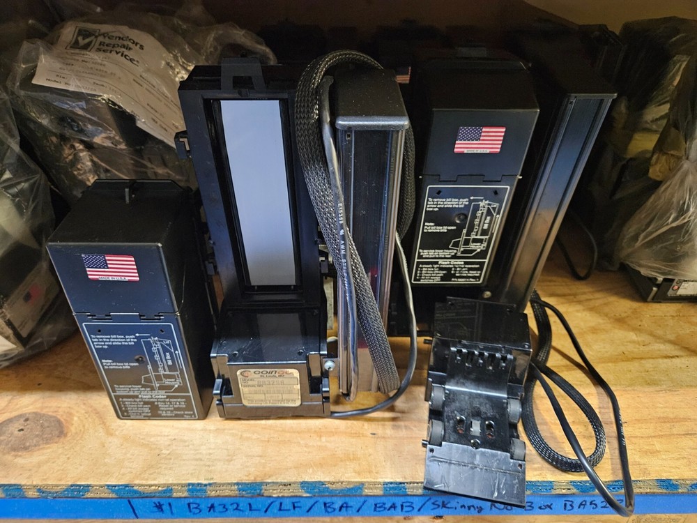FULLY WORKING! Coinco BA32SA Bill Acceptor Validator for Vending Arcade 24Volt